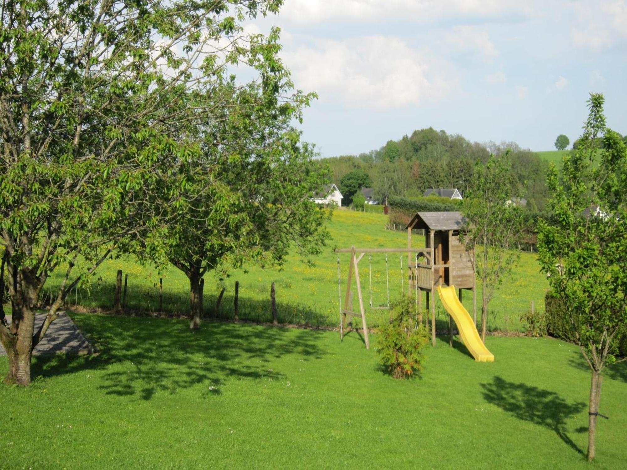 Contemporary Holiday Home In Houffalize With Private Garden Zewnętrze zdjęcie